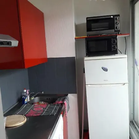 Les Huniers Appt 1er étage Apartment *