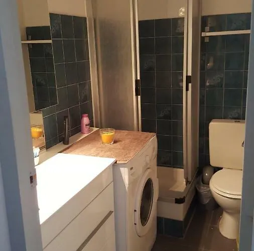 Les Huniers Appt 1er Etage Апартаменты *